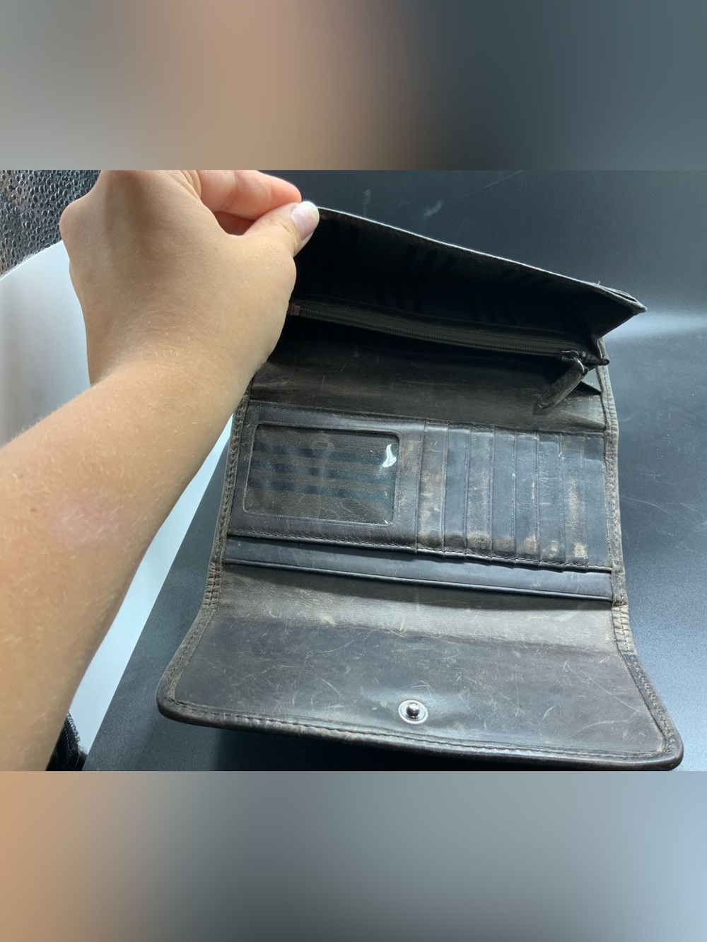 Frye wallet - Picture 4 of 4